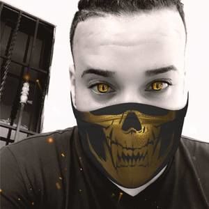 Meet your Posher, Christopher